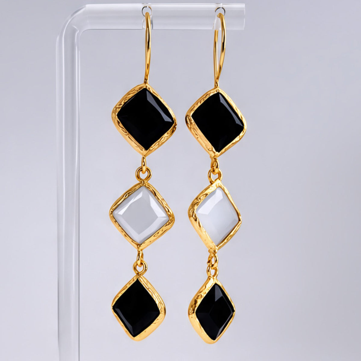 Noir Lumière Drop Earrings