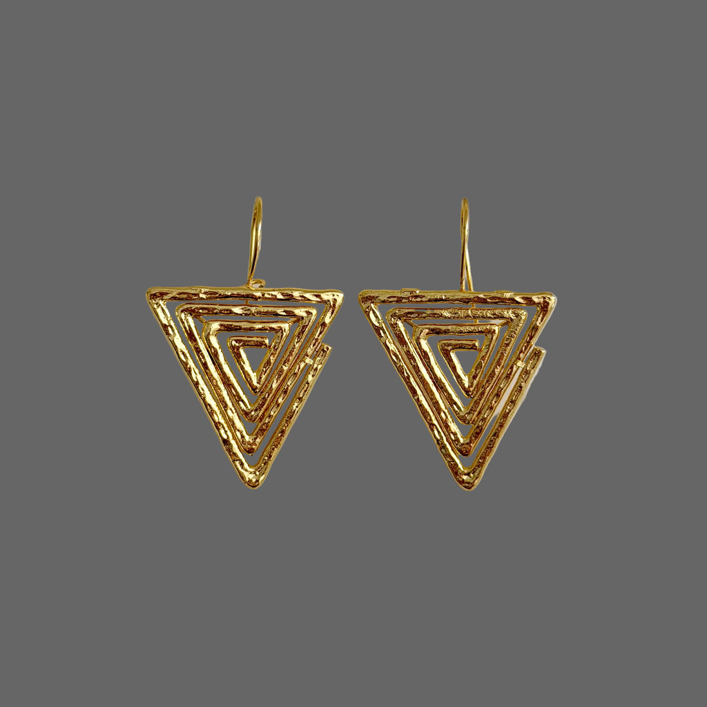 Geo Aura Triangle Drops