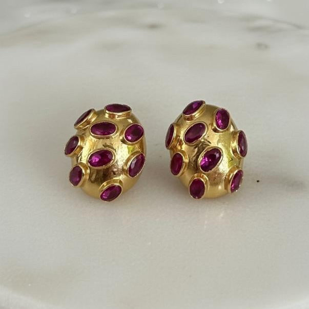 Ruby Dôme Earring